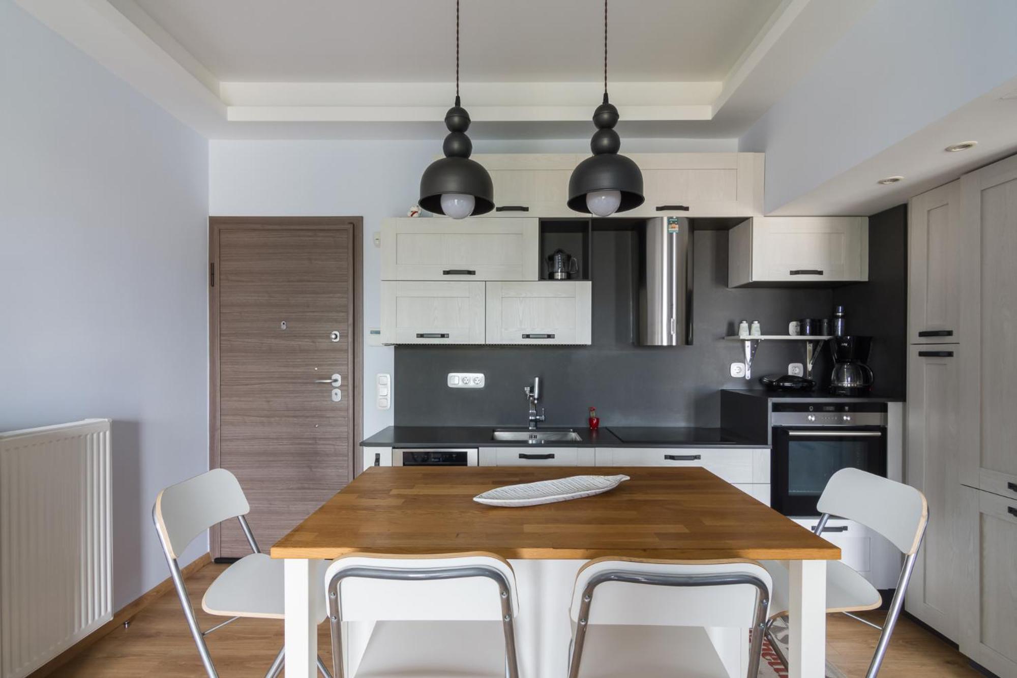 Stratum Apartment By Lobbysquare Атина Екстериор снимка